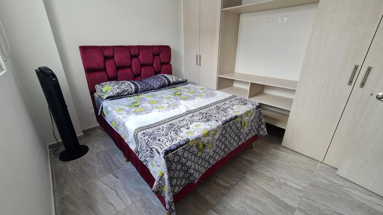 Apartamento Entero Ibague - Parqueadero - Nogal エクステリア 写真